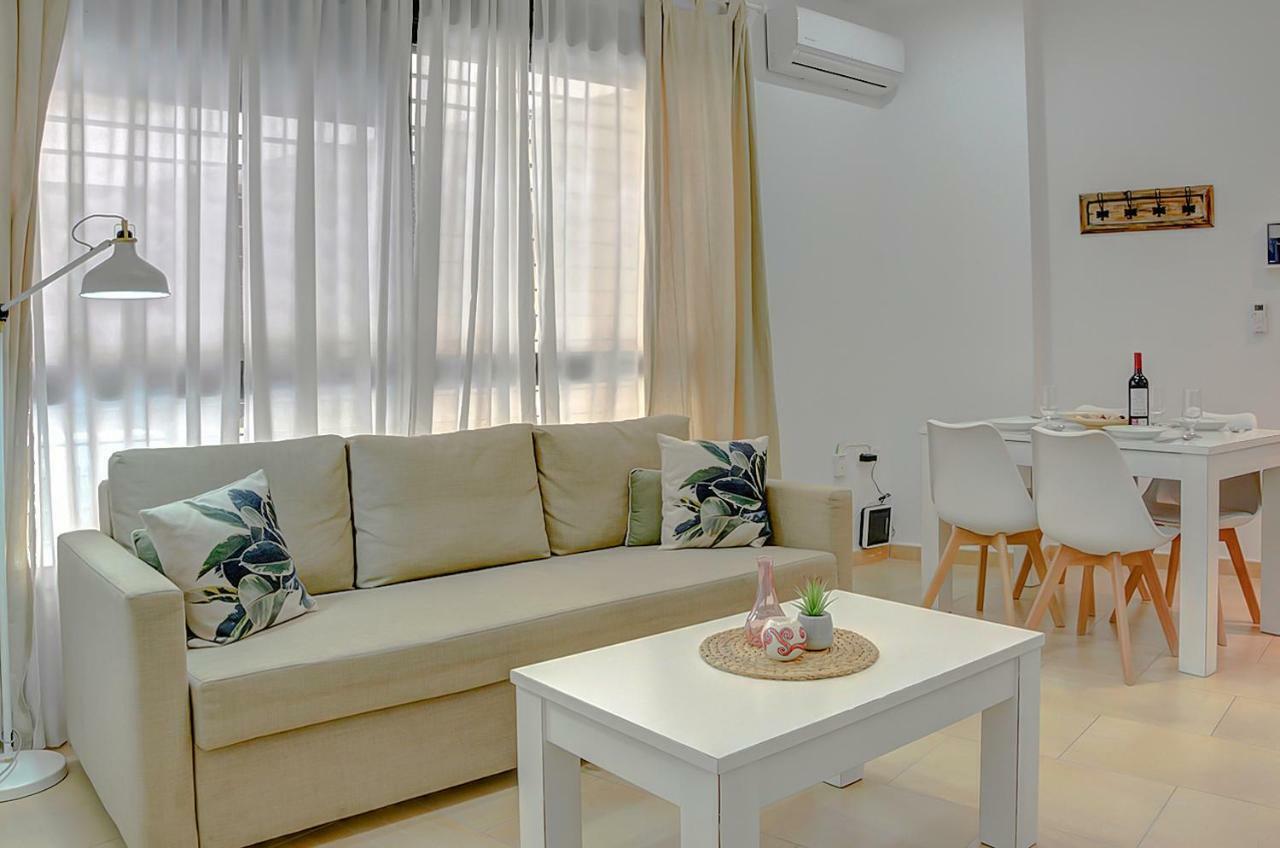 Apartamento San Julian Sevilla Buitenkant foto
